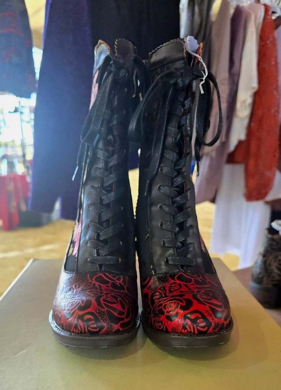 L'Artiste by Spring Step Cassandra Boot Size 37 Black Multi Leather Fits like a